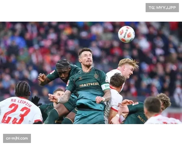 消息称莱比锡后卫或将因伤缺席下轮 防线面临重组